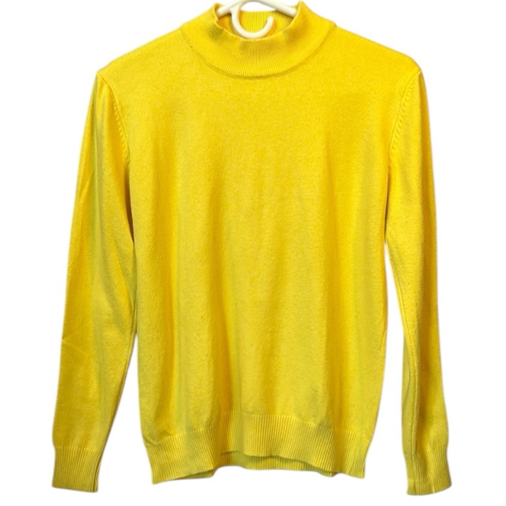 Lemon Turtleneck Sweater size small